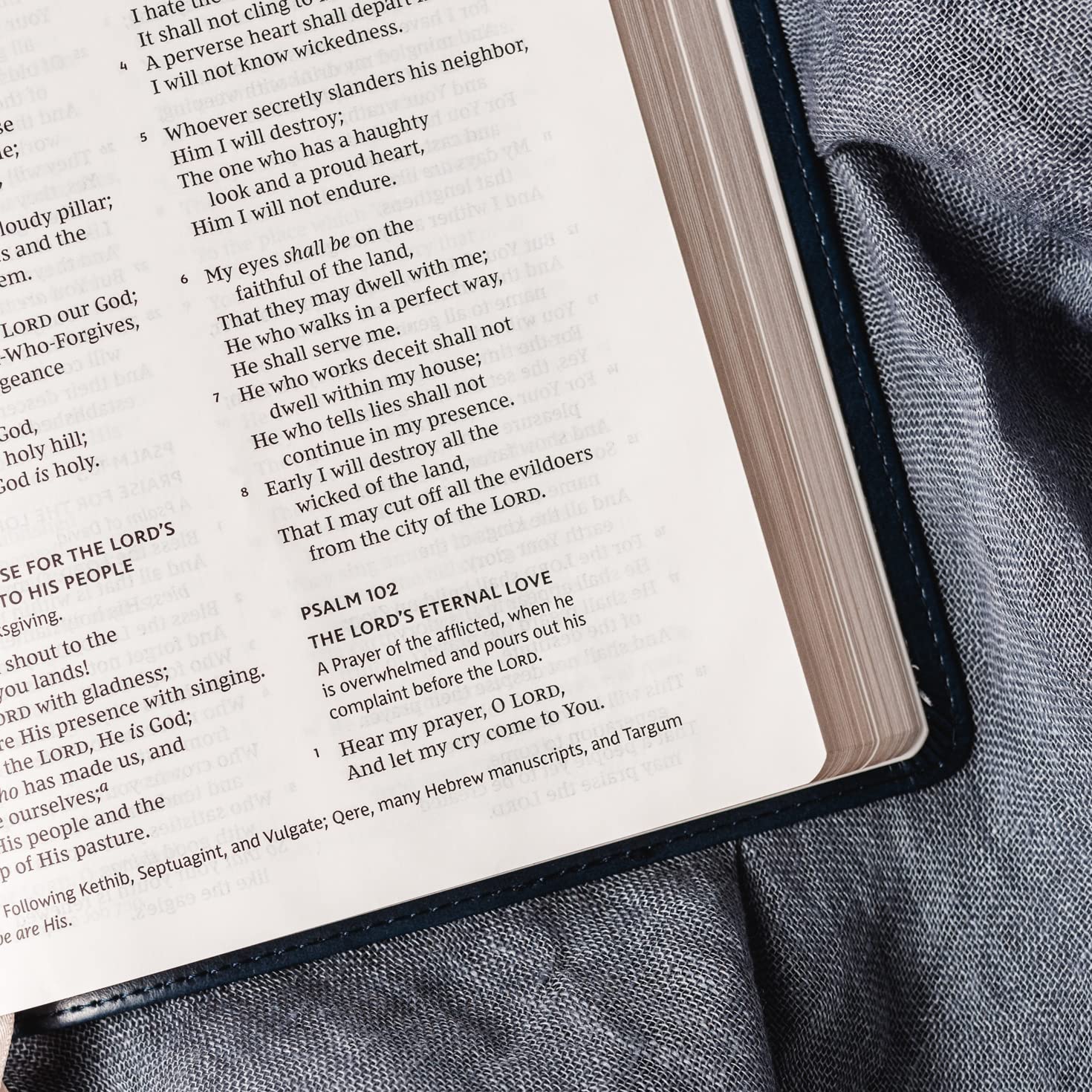 NKJV Value Large Print Thinline Bible, Turquoise