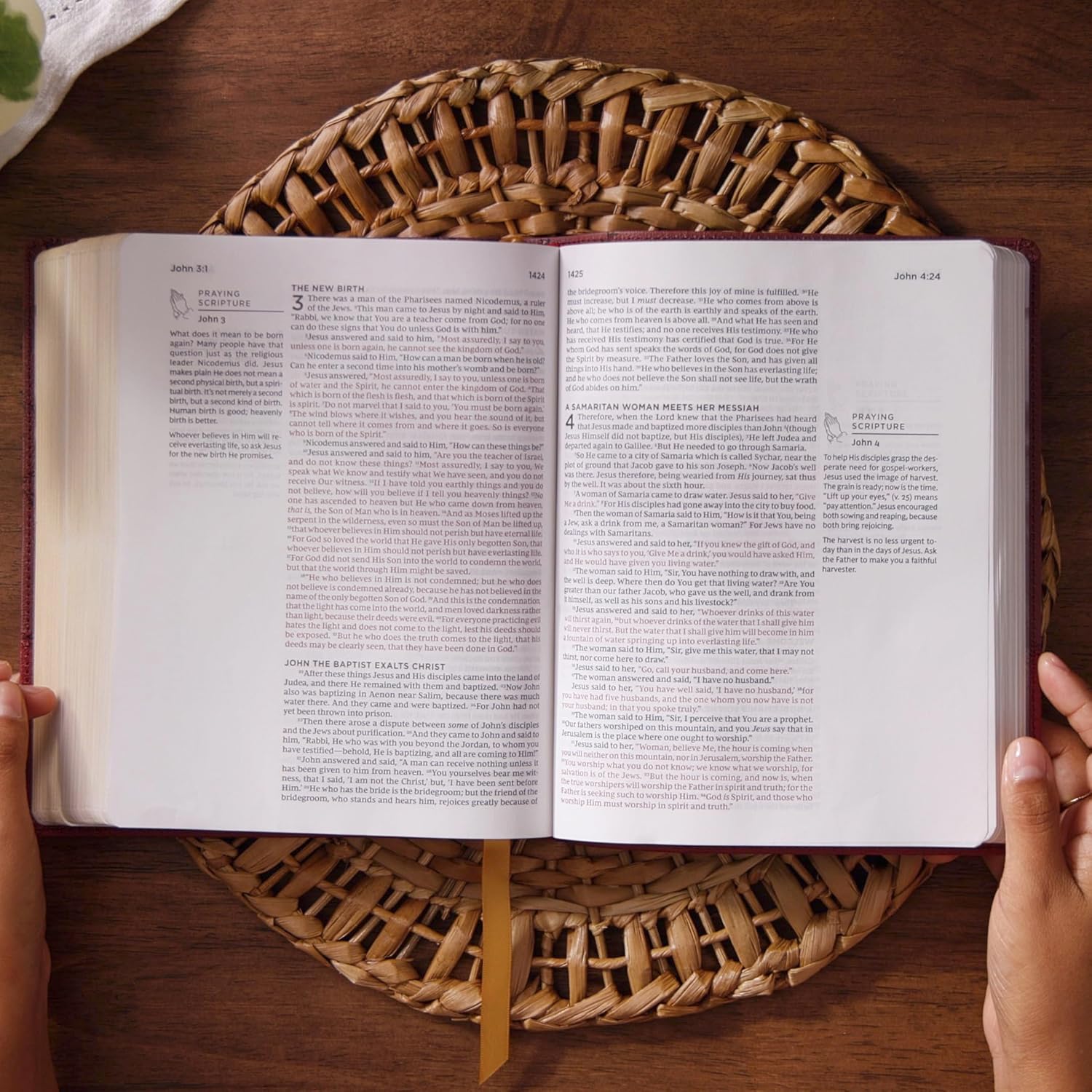 NKJV The Prayer Bible, Leathersoft Brown, Red Letter