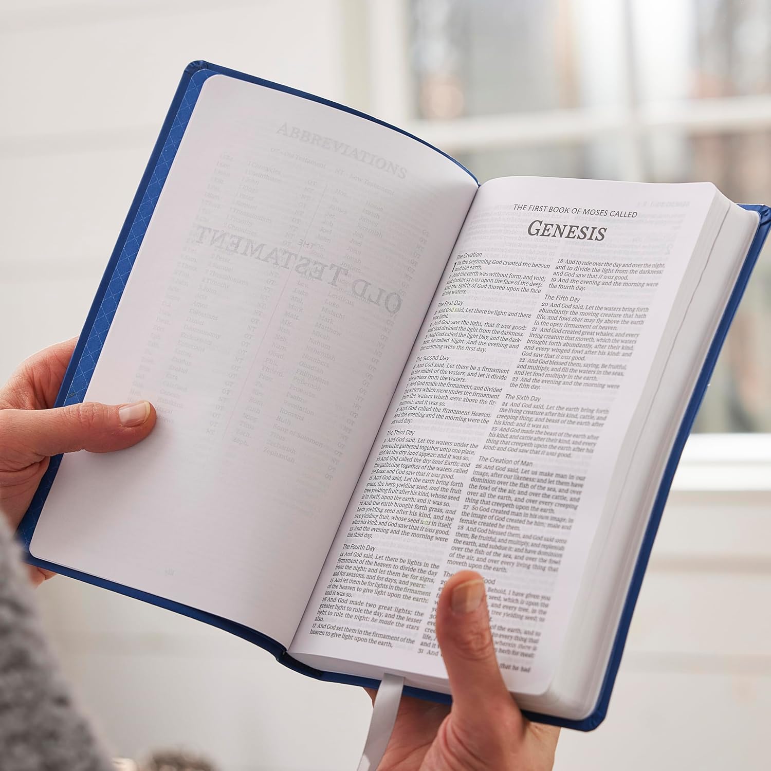 KJV Value Ultra Thinline, Red Letter, Comfort Print, Charcoal Leathersoft